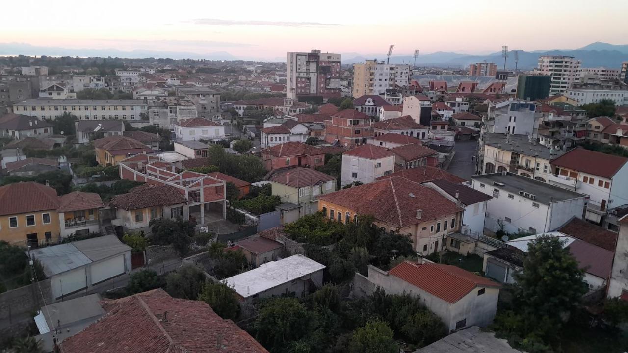 Cozy Apartment In The City Center 2 Shkoder Bagian luar foto
