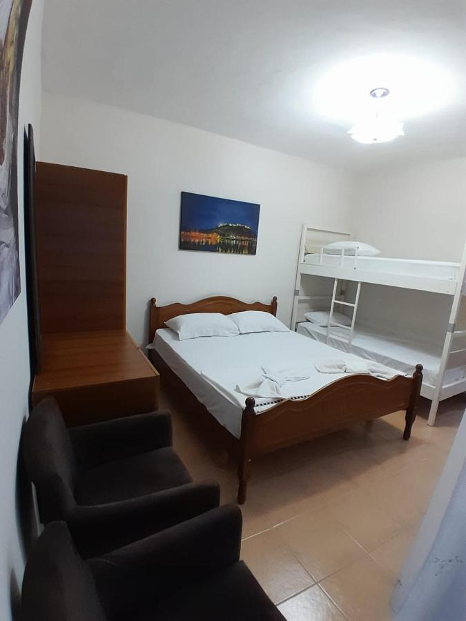Cozy Apartment In The City Center 2 Shkoder Bagian luar foto