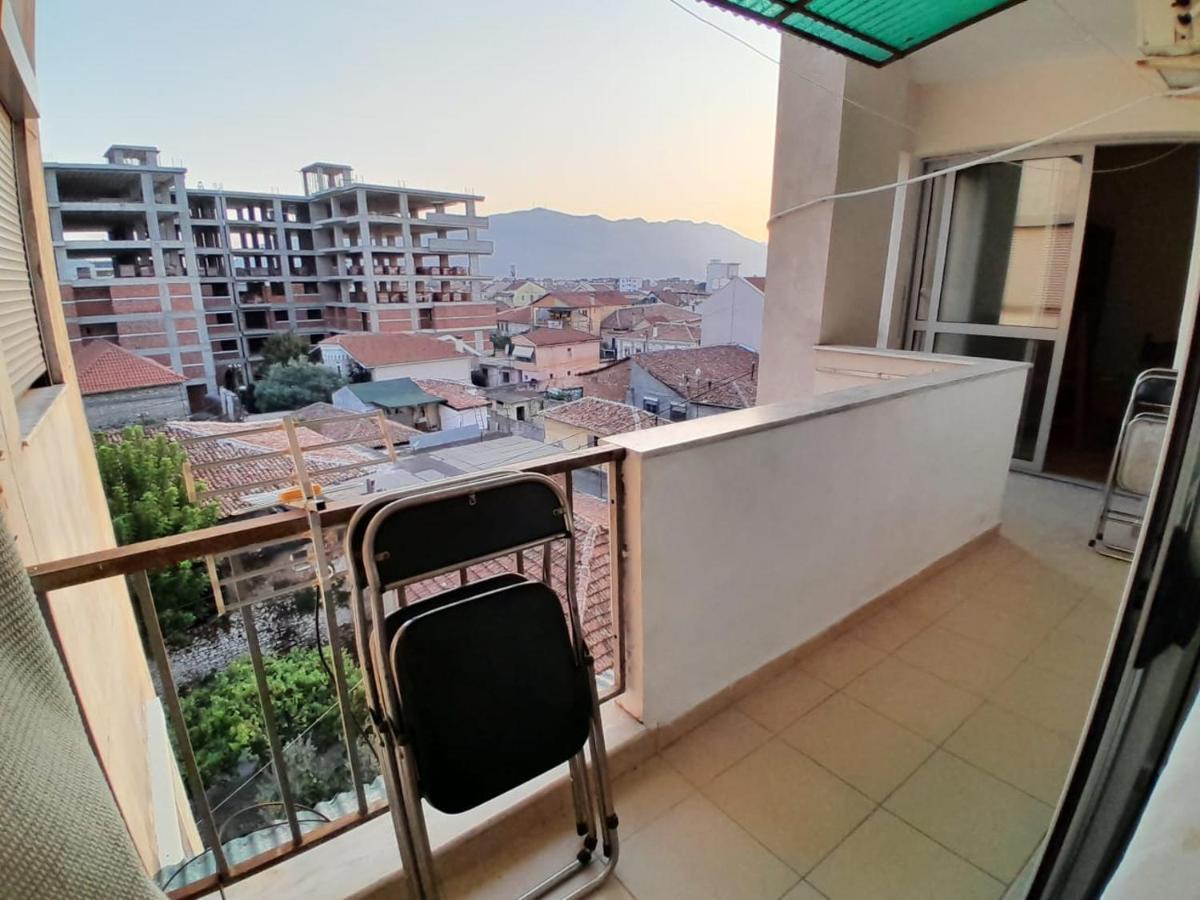 Cozy Apartment In The City Center 2 Shkoder Bagian luar foto